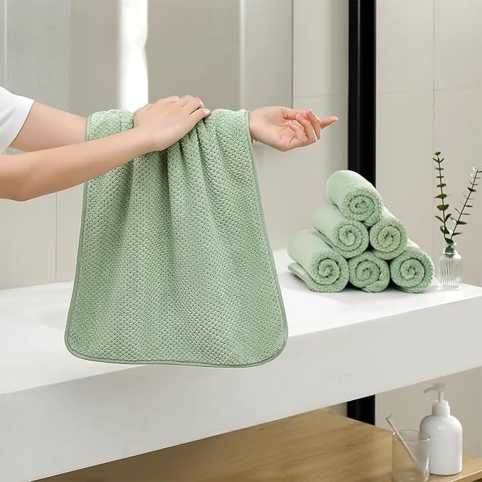 18 Piece Microfiber Bath Towels Set - 6 Bath Sheets,6 Hand Towels And 6 Washcloths,Soft Family Towels,Highly Absorbent Bathroom Towel,Quick Dry Shower Towel Luxury Towels For Hotel Spa Dorm-Green