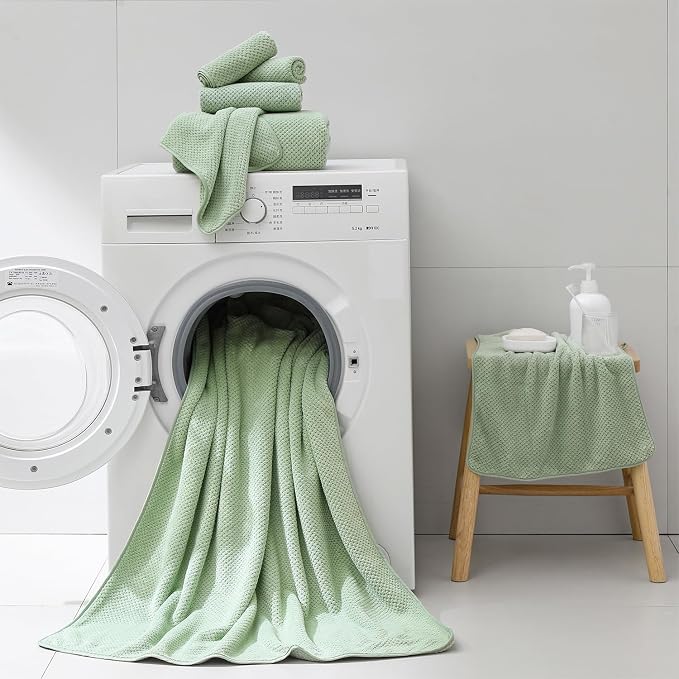 18 Piece Microfiber Bath Towels Set - 6 Bath Sheets,6 Hand Towels And 6 Washcloths,Soft Family Towels,Highly Absorbent Bathroom Towel,Quick Dry Shower Towel Luxury Towels For Hotel Spa Dorm-Green
